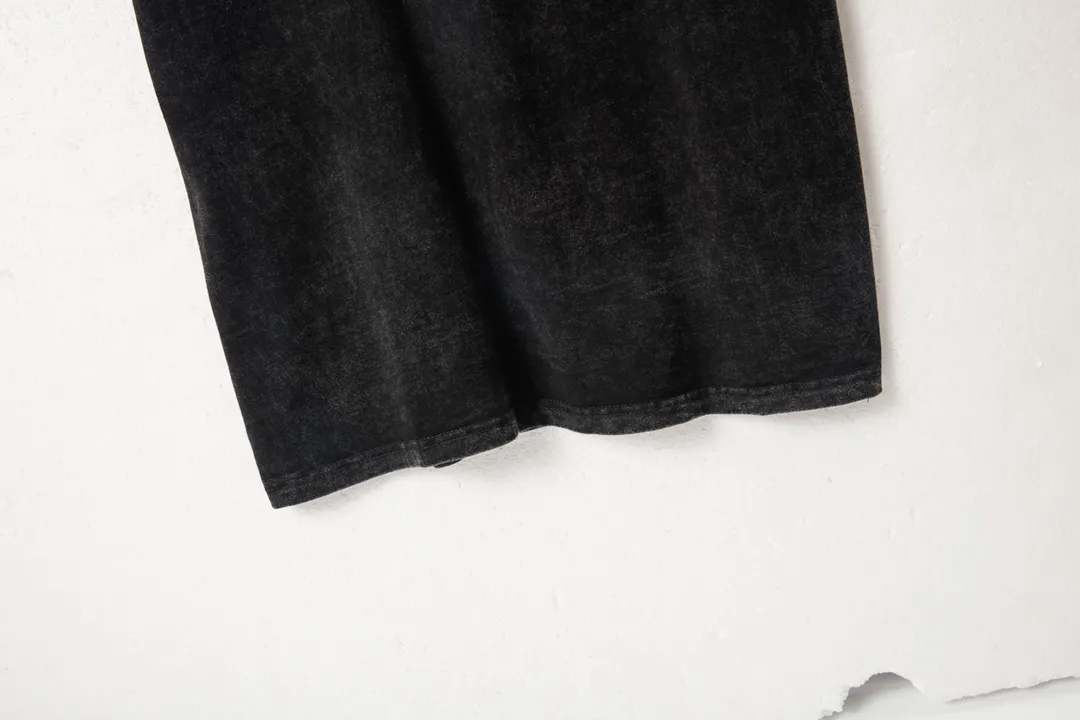 GALLERY. DEPT new short-sleeved T-shirt Style number: D2337 P116 Color: Black Size: S M L XL